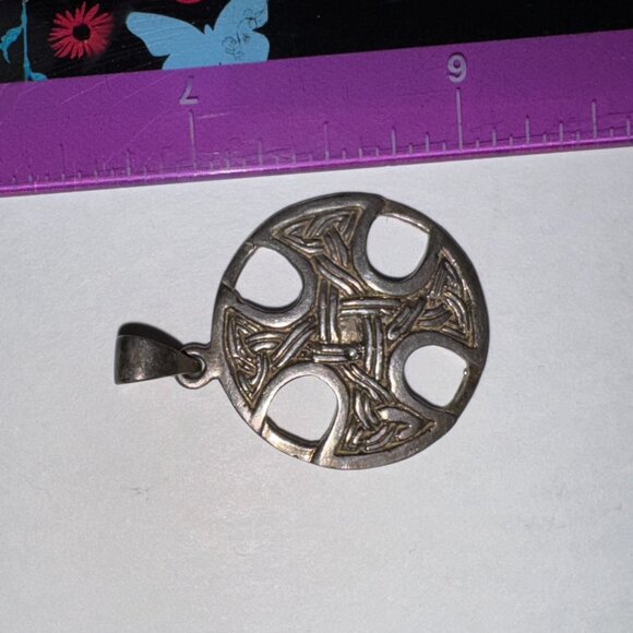 Sterling Silver Circular Celtic Knot Pendant - Picture 12 of 16